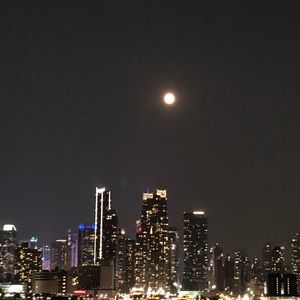 Meet your Posher, Nadia